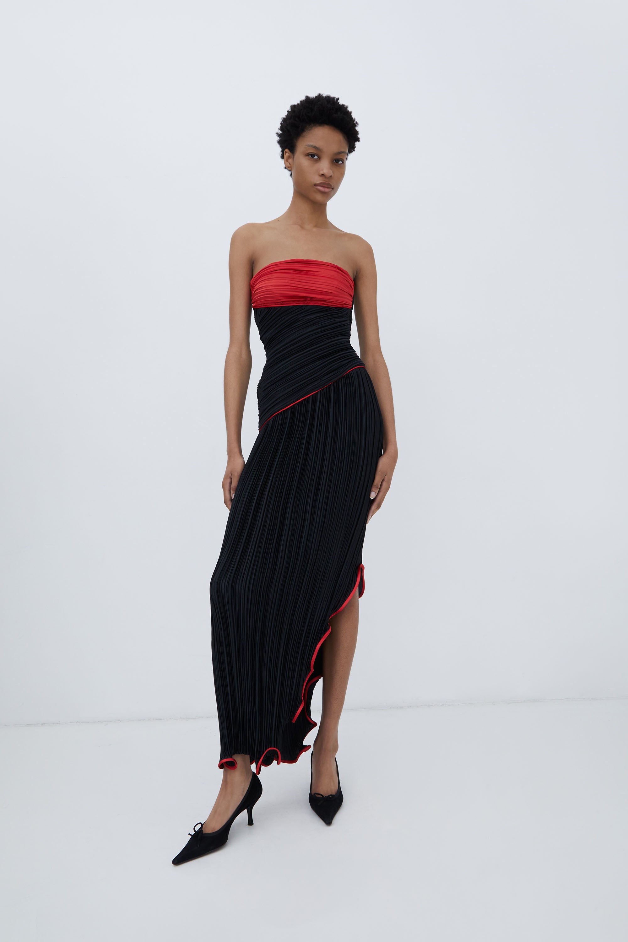 PLEATED COLUMN DRESS