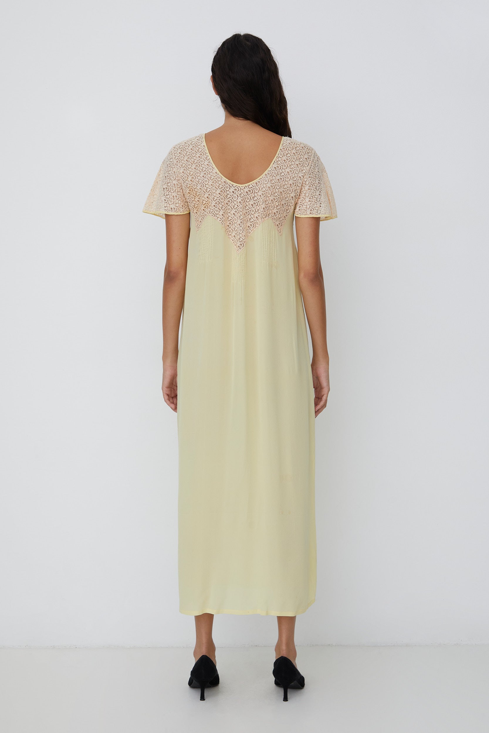 1920s LACE NIGHTGOWN